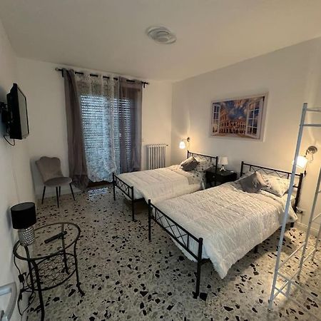 Romafatata: Intero Appartamento Esterno foto